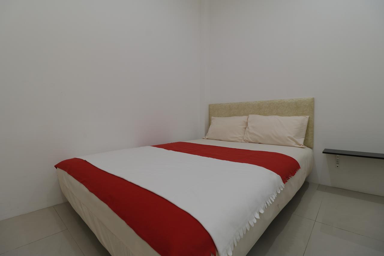 Room 28 Jakarta Exterior photo